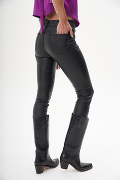 PANTALON ESSENCE NEW FOIL HIGH RISE - MioStore