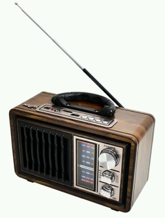 Radio FM/AM Vintage Con Bluetooth/MP3/TF y Linterna Nisuta (NS-RV18)