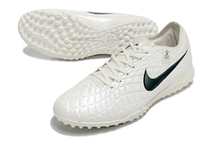 Chuteira Nike Tiempo Legend X na internet