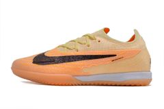 Chuteira Nike React Phantom GX Elite