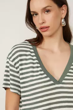 BLUSA ANIMALE LIST DECOTE V na internet