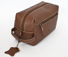 Necessaire em Couro Unissex-Marrom - comprar online