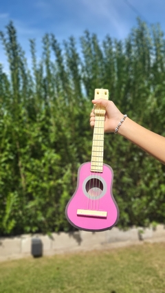 Guitarra criolla de Madera Chica - comprar online