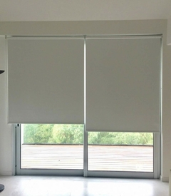 Cortinas Sistema Roller a Medida tela Black Out y Screen en internet