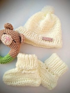 Set escarpines y gorro en internet