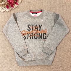 Buzo stay strong en internet