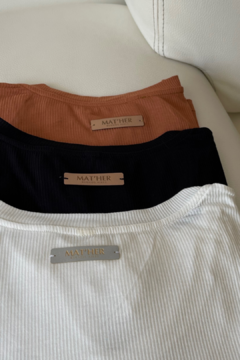REMERA ST. TROPEZ - Marquesa