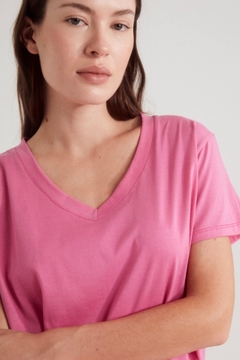 REMERA BASIC