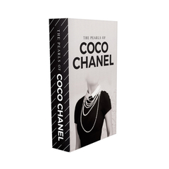 Caixa Livro Book Box The Pearls Of Maxi - Compre online chanel na loja Thoulouse 