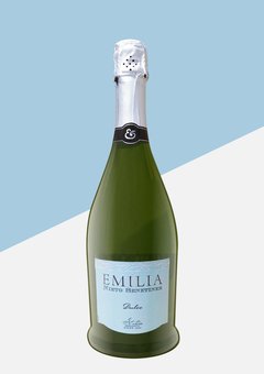 Champagne Emilia Dulce 750 cc (Bodega Nieto Senetiner)