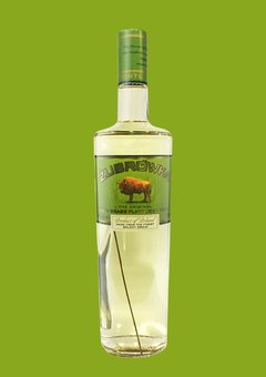 Vodka Zubrowka 750 cc (Polonia)