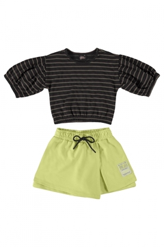 Gloss -Conjunto com Blusa Cropped e Short-Saia na internet