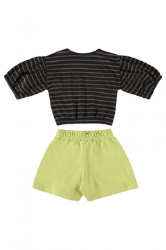 Gloss -Conjunto com Blusa Cropped e Short-Saia - Loja de Roupas Infanto Juvenil KKVELLISTORE