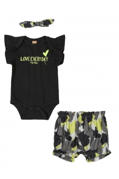 Up Baby - Conj. Body em cotton com faixa de cabelo e shorts em tecido viscose estampado digital - comprar online