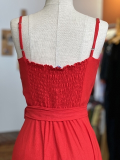 Vestido de linho vermelho na internet