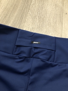 Short meia coxa azul marinho Obbia - comprar online