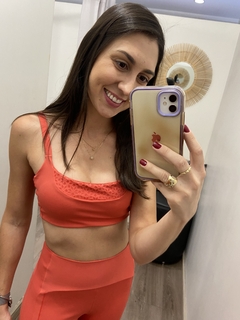 Top hyper estampa degradê e textura Alto Giro