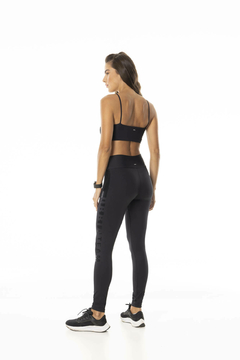 Legging com silk lateral preto Obbia na internet