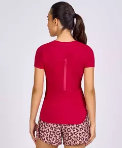 T-shirt skin fit alongada gola v magenta Alto Giro - comprar online