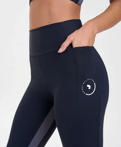 Legging maxxi com bolso preto Alto Giro na internet