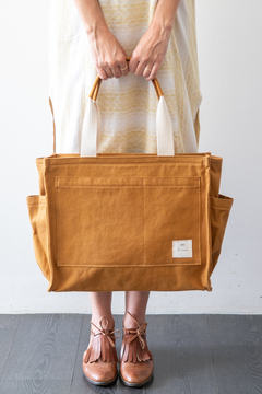 New In! Collab RE + amoreira - Everyday Bagg Mostarda