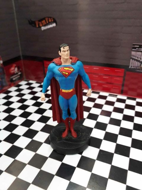 Figura De Superman