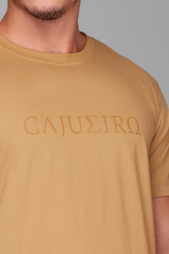 Camiseta Ruínas Camelo - comprar online