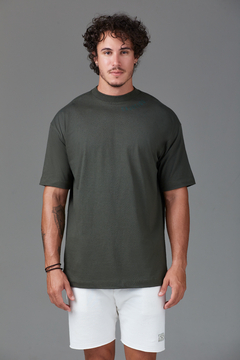 Camiseta Cajueiro Oversized Verde Jardim