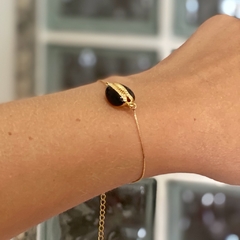 PULSEIRA BÚZIO PRETA BANHADA A OURO