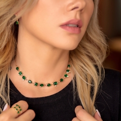 CHOKER LUXO EMERALD BANHADO A OURO