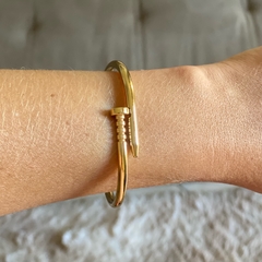 BRACELET PREGO DOURADO EM AÇO - comprar online