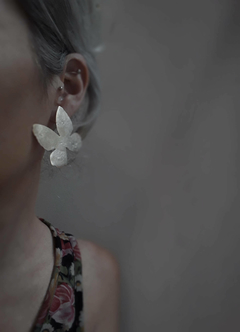 Aros mariposa ▽ Plata y bronce en internet