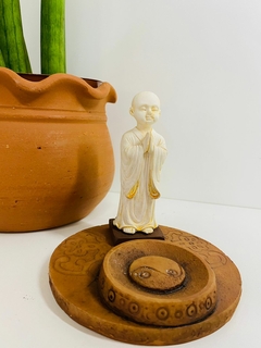 Incensário monge yin yang saudando 10cm