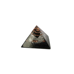 Orgonite Pirâmide Da Proteção 4,5 cm - Turmalina Negra Com cristal - comprar online