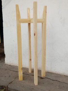 Soporte pie Nordico Porta maceta madera alto
