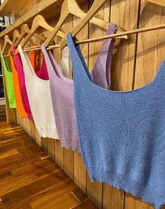 Musculosa Erin en internet