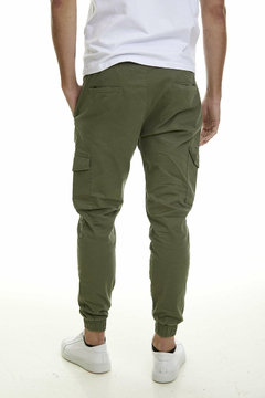 JOGGER CHRIS CARGO en internet