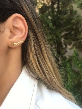 BRINCO EAR CUFF CORAÇÃO DOURADO