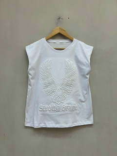 Musculosa Relieve Aguila - tienda online