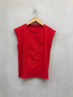 Musculosa Relieve Dragon