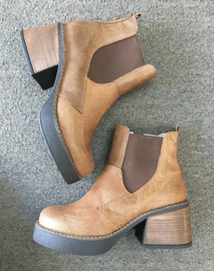 Bota Taco Bajo Elastizada Penelope - comprar online