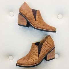 BOTA CORTA TEXANA CUERO