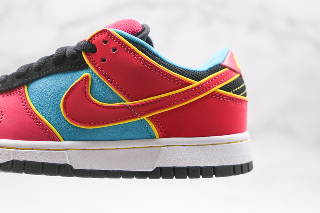 Dunk Low Premium SB 'Ms. Pacman' - Comprar en DAIKAN