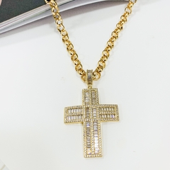 COLAR CRUCIFIXO GLAM EM SEMIJOIA - comprar online