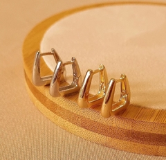 ARGOLA GRAZI P TRIANGULAR RÓDIO BRANCO - comprar online