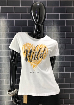 Remera strass “WILD”