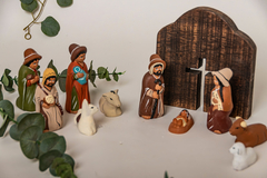 Pesebre Norteño 10 piezas con Retablo Cruz Calada Marron o Blanco - comprar online