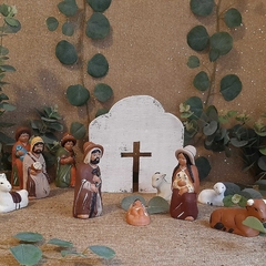 Pesebre Norteño 10 piezas con Retablo Cruz Calada Marron o Blanco en internet