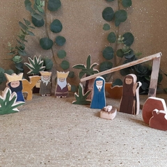 Pesebre madera demilición pintado completo 16 piezas con retablo