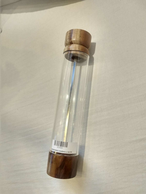 Pimientero de madera y acrilico